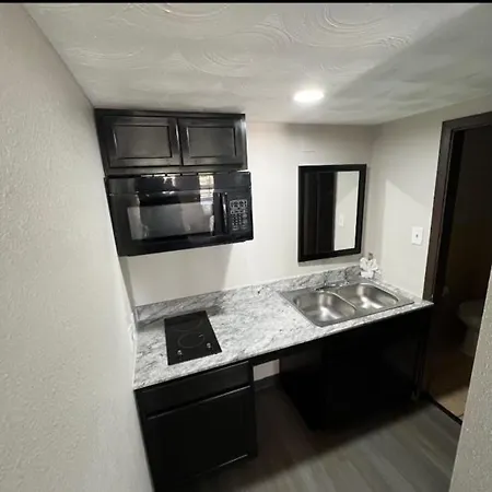 Budget Inn-2