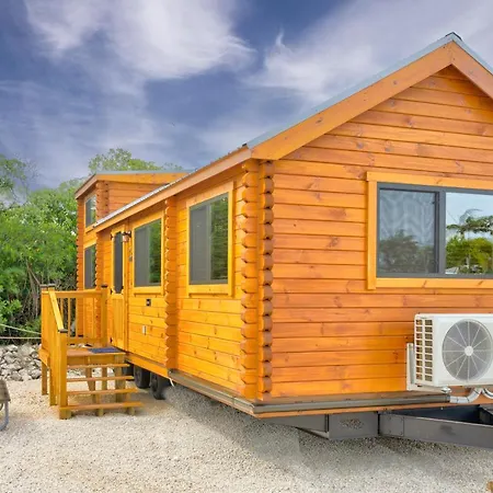 Cabins At Bonefish Bay-2