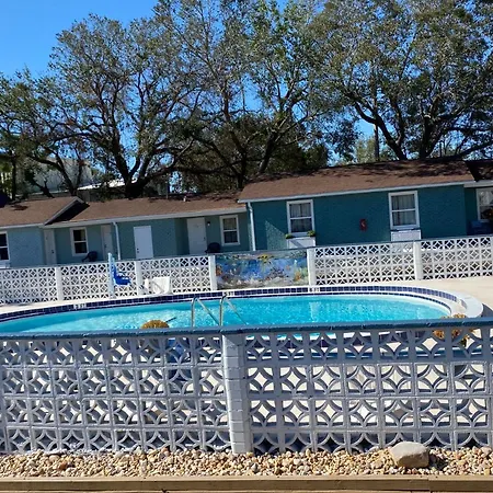 Gulf Coast Inn-2