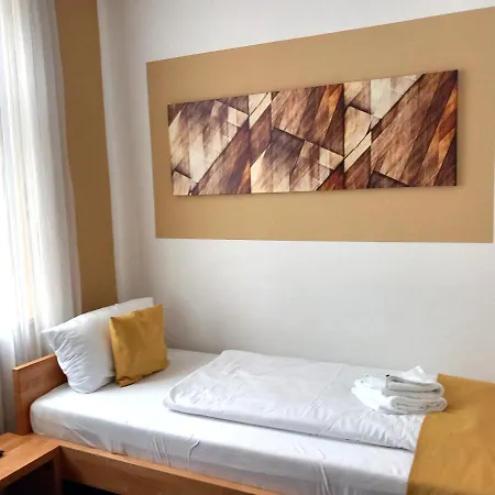 Hotel Karolinger - Self Check-In-2