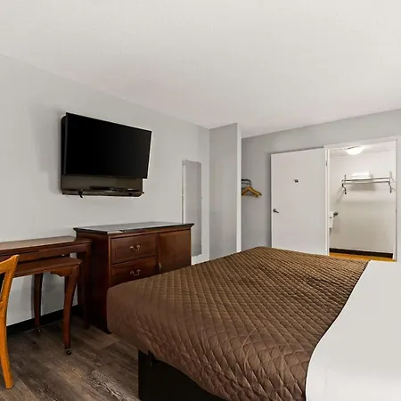 Rodeway Inn Brooklawn-2