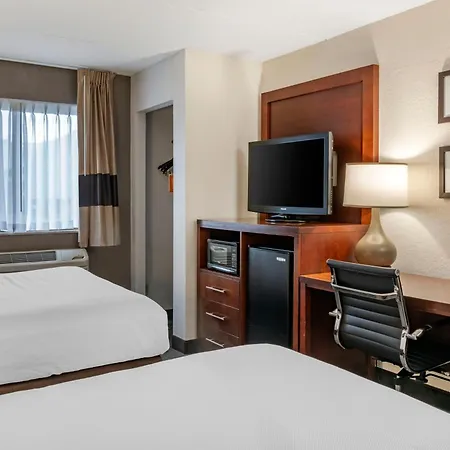 Comfort Inn University-3