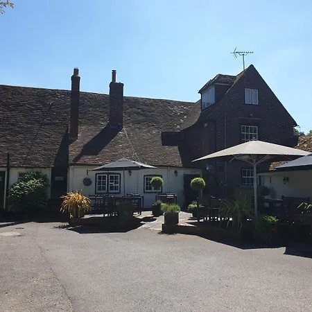 Ye Olde George Inn - Badger Pubs-3