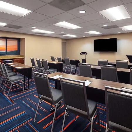Hampton Inn & Suites El Paso-Airport-2