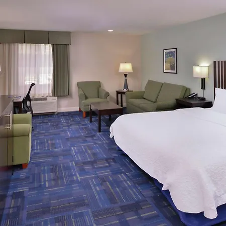Hampton Inn Eugene-3