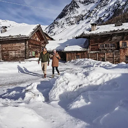 Goldene Rose Karthaus A Member Of Small Luxury Hotels Of The World-3