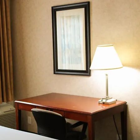 Prestige Aberdeen Lodge Kamloops-3