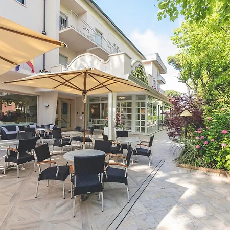 Hotel Athena-3