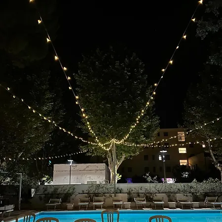 Hotel Carillon-3