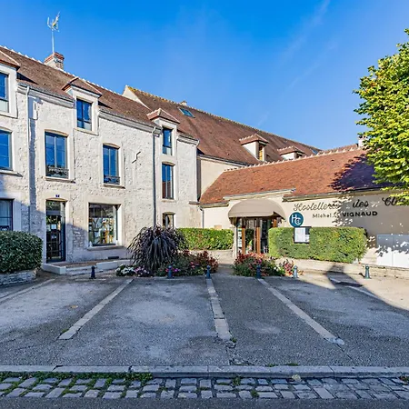 Logis Hostellerie des Clos-2