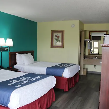 Days Inn By Wyndham Marianna-3