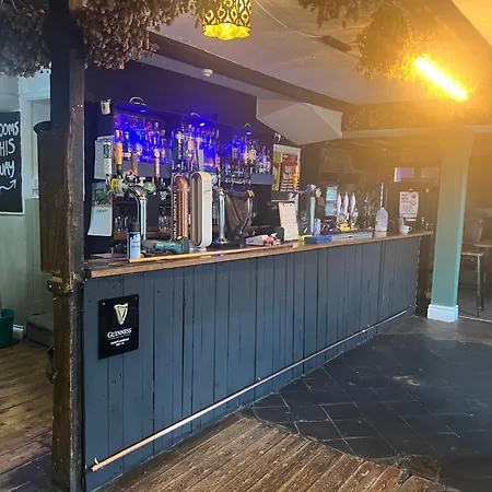 Crosskeys Inn Guest Rooms In Wye Valley-2
