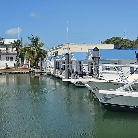 Yacht Haven-2