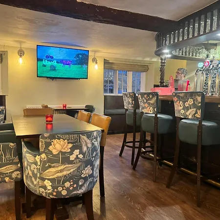 Crown Hotel Cotswold-2