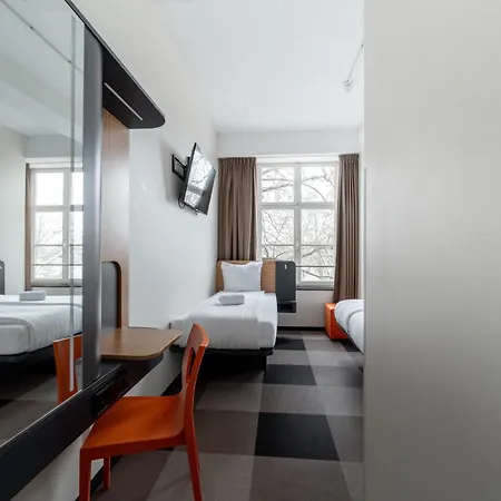 Easyhotel Maastricht City Centre-2