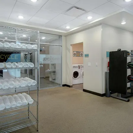 Home2 Suites By Hilton Grand Rapids Airport-3