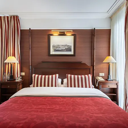 Kipling Manotel-3