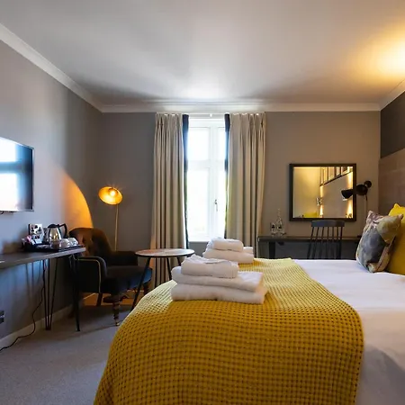Bridge Hotel-2