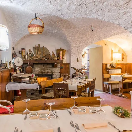 LA PLACETTE - Albergo diffuso e trattoria-3