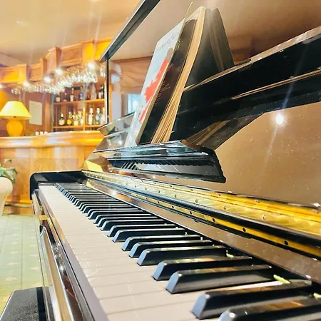 Logis Hotel Le Rivage-3