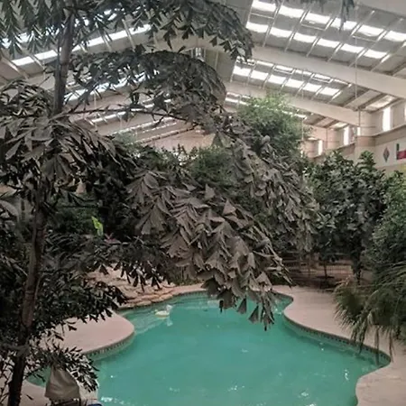 Atrium Inn-2