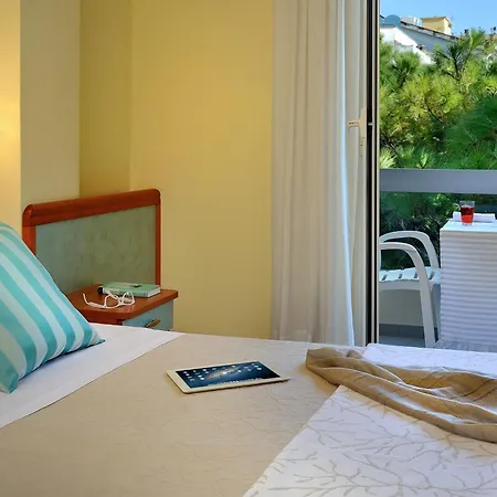 Hotel Riviera-2