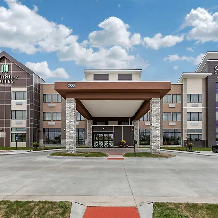 Mainstay Suites Waukee-West Des Moines-3