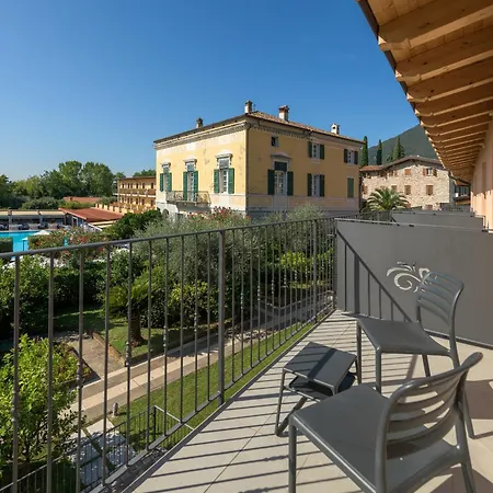 Regina Del Garda Suite-2