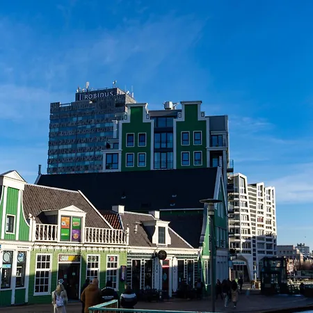 Easyhotel Amsterdam Zaandam-3