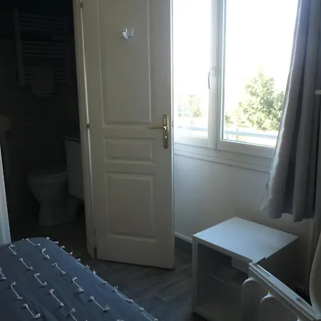 Les Chambres De La Gare-2