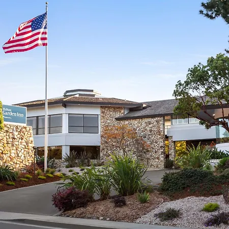 Hilton Garden Inn Monterey-3