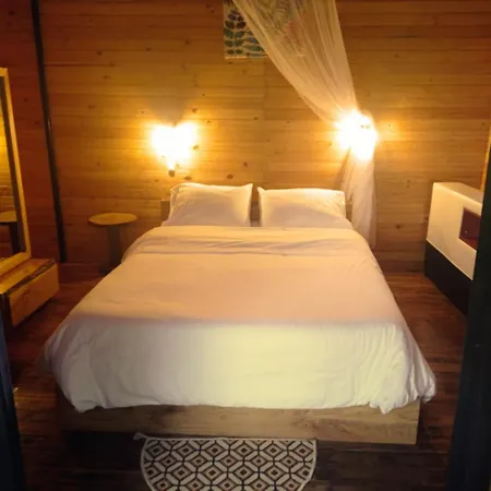 Villas del Rio Glamping-3
