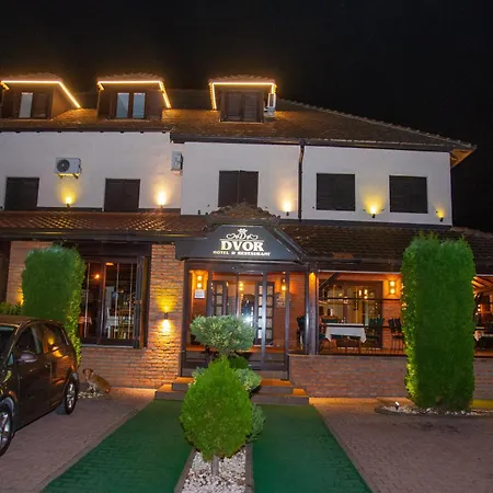 Hotel Dvor-3