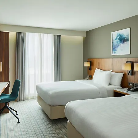 Courtyard By Marriott London Gatwick Airport-3