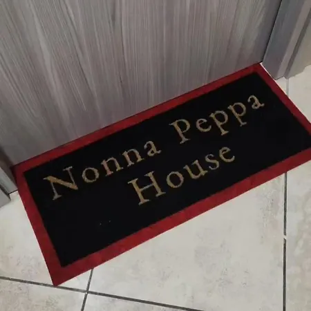 Nonna Peppa House-2