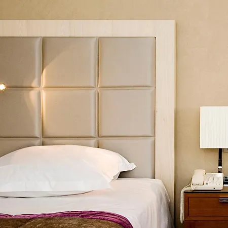 Hilton Evian Les Bains-3