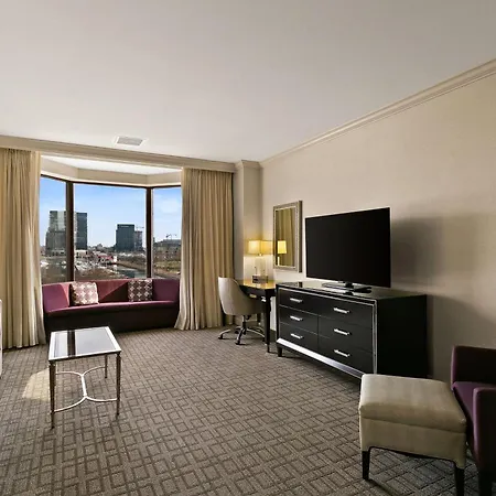The Royal Sonesta Harbor Court Baltimore-3