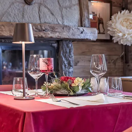 Chalet Bragard-Boutique Chalet & Spa-3