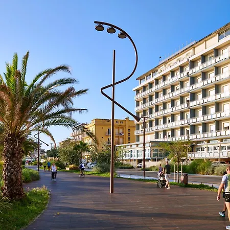 Hotel Centrale Miramare-3