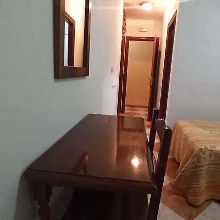 Hostal Algaidas-2