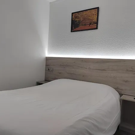 Alpha Hotel-3