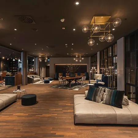 Infinity Hotel & Conference Resort Munich-3