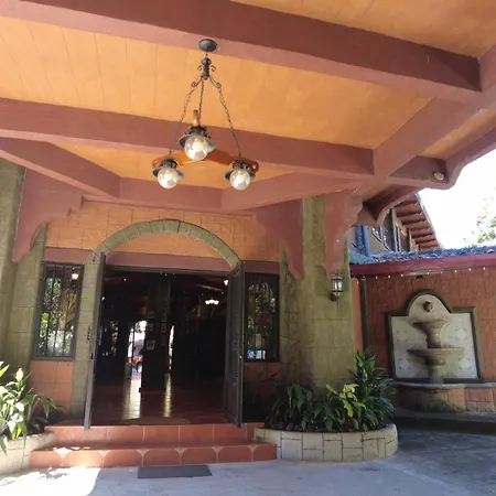 El Castillo De Piedra-3