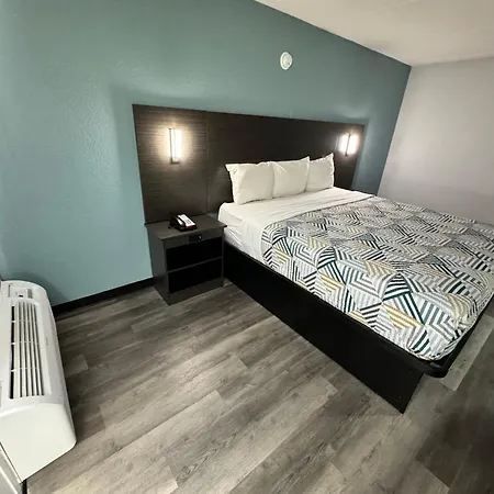 Studio 6 Suites East Syracuse Airport-3