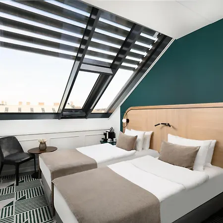 Hotel Oktogon Haggenmacher by Continental Group-3