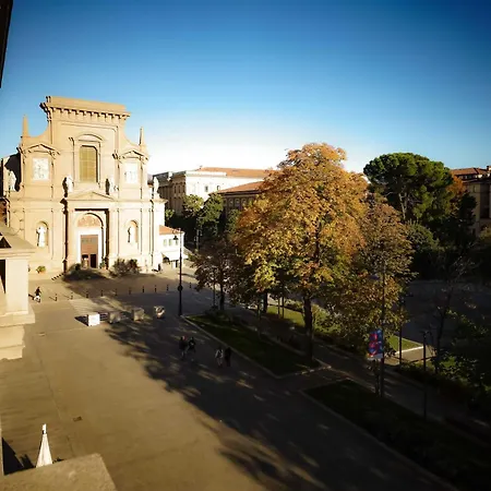 Bergamo Inn 43-2