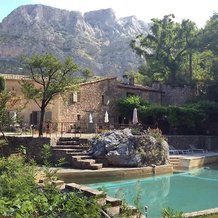 Le Moulin En Provence-2