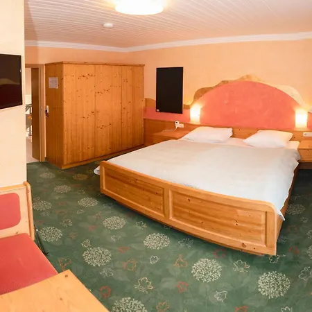 Hotel Wirt Z'Minsta-3