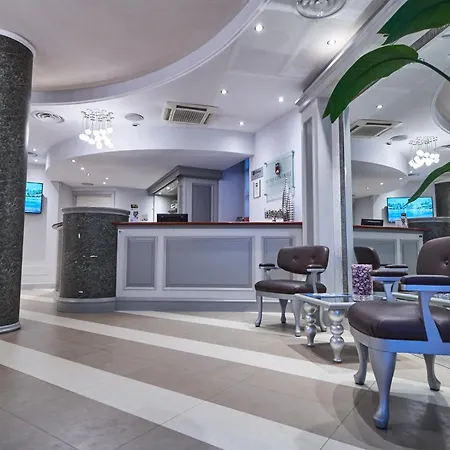 Hotel Centrale Best Western Signature Collection-2