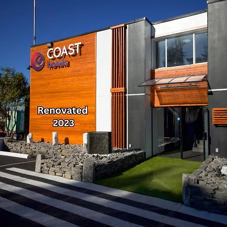 Coast Metro Vancouver Hotel-2